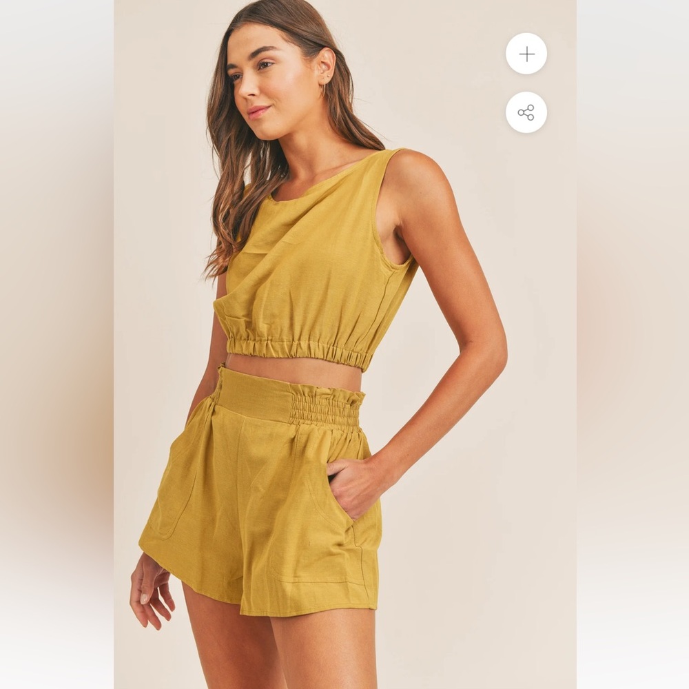NWOT Mable Crop Top & Shorts Set